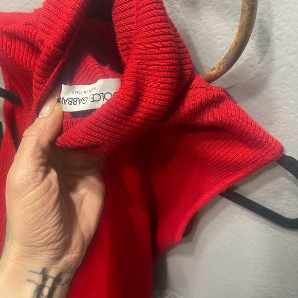 Dolce and Ganbana top - Picture 3 of 4